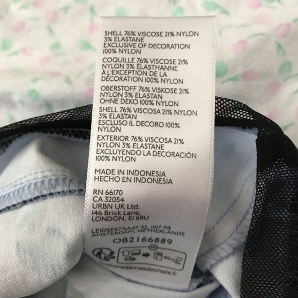 NWT Kimchi Blue Lyla Bow Detail Mini Dress Bow L Black Blue Urban Outfitters - Picture 15 of 15